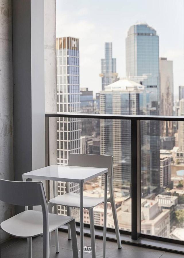 Lights & Manhattan Heights - A Gem In Apartment