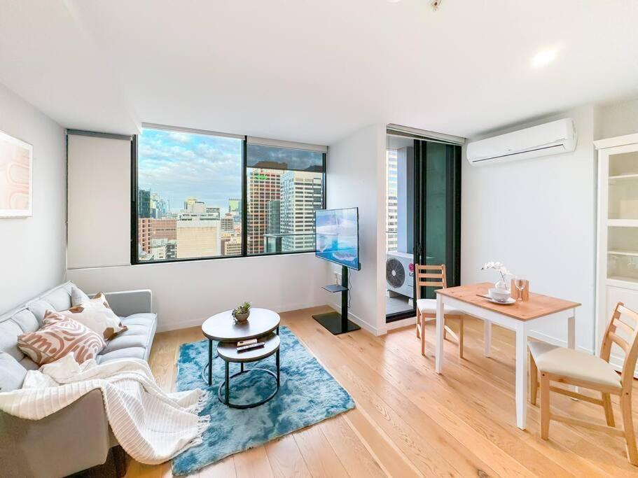 Apartment Brilliant 1b1b Skyline View @cbd