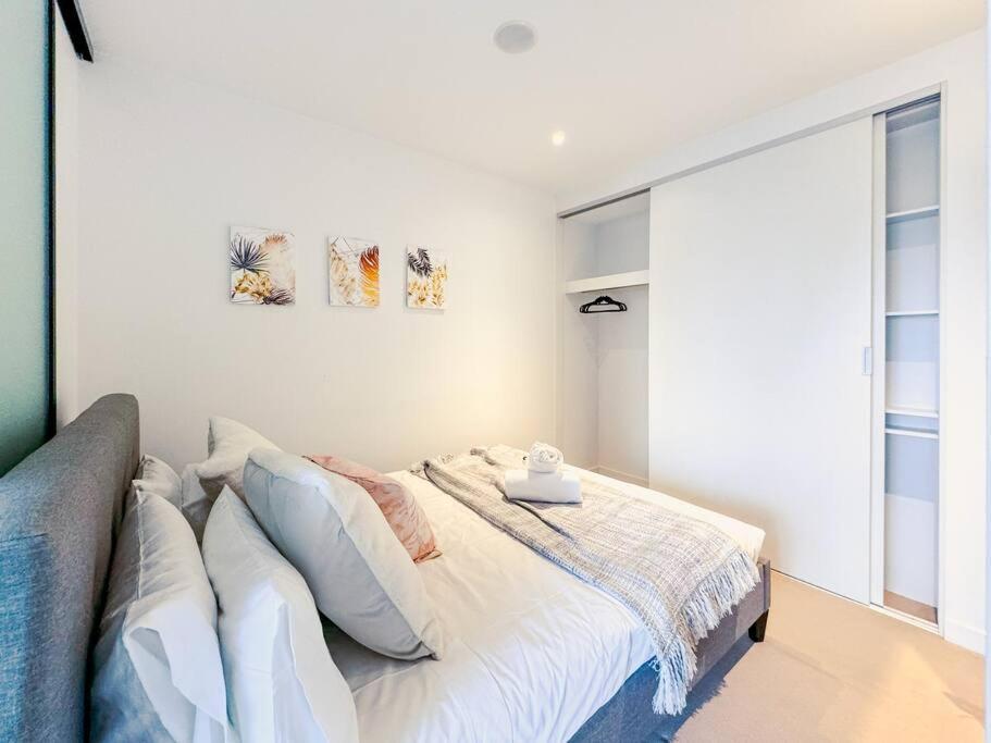 Brilliant 1b1b Skyline View @cbd Apartment *