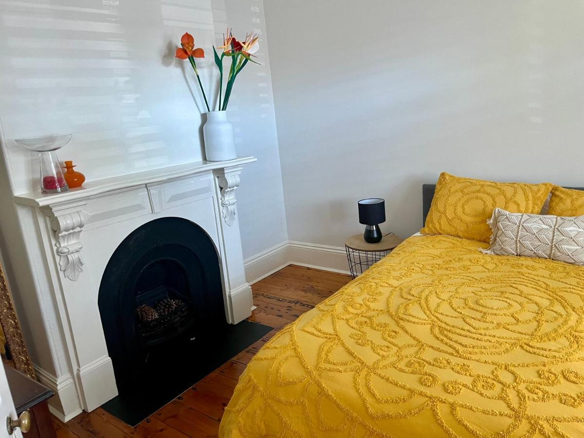 Lovely Victorian Terrace - Entire * Melbourne