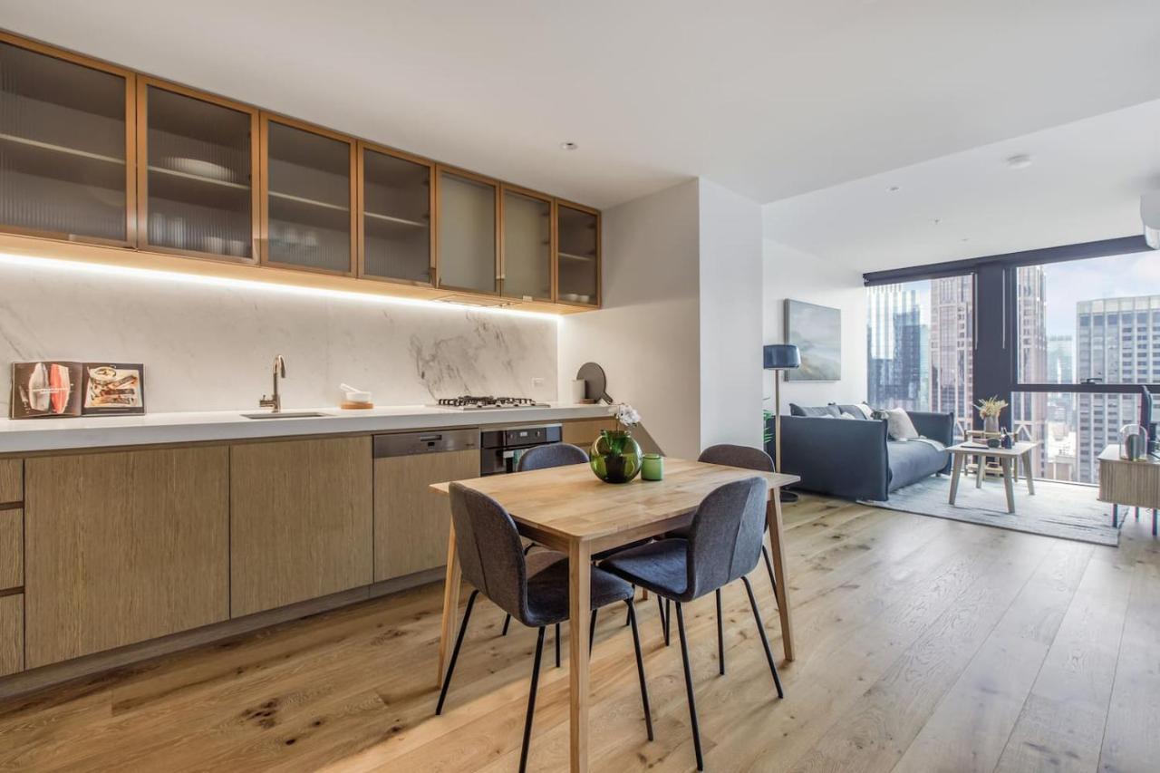 Posh Perch On Collins - A Cosy Couple's Haven Apartment Melbourne