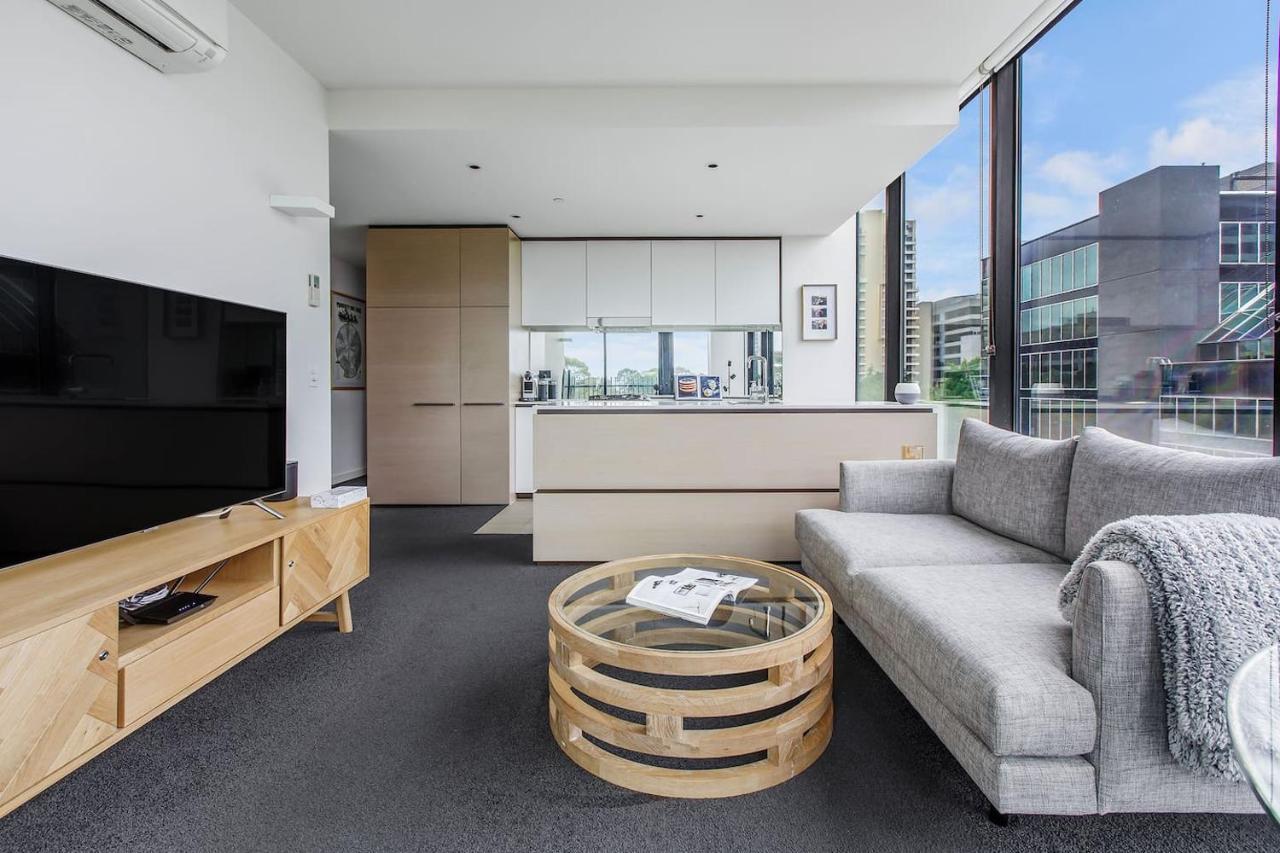 'the Skynook' Sun-drenched Shimmer By Park * Melbourne