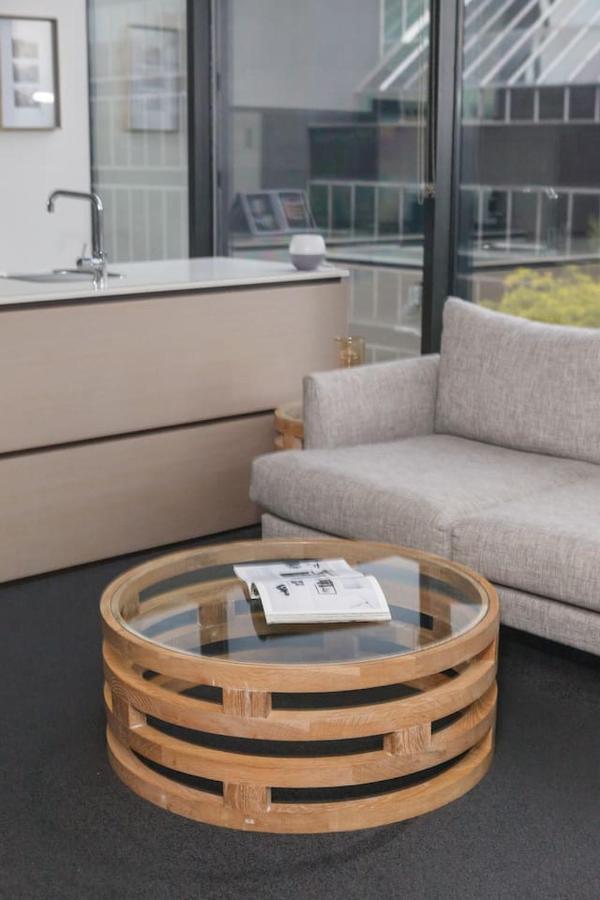 'the Skynook' Sun-drenched Shimmer By Park Apartment Melbourne