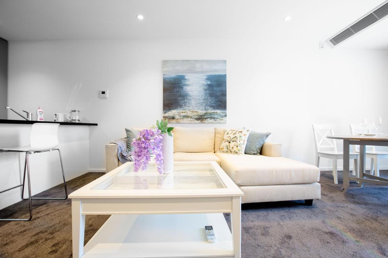 South Bank 2 Bedroom With 1 Parking Apartment