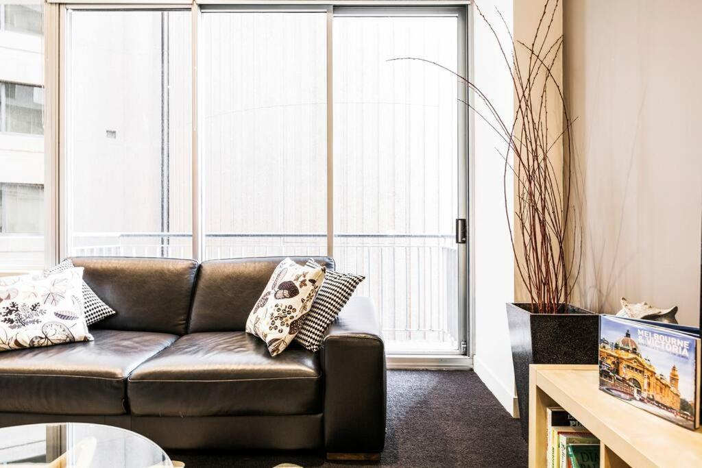 Apartment Escape At Collins 'penthouse' Cbd