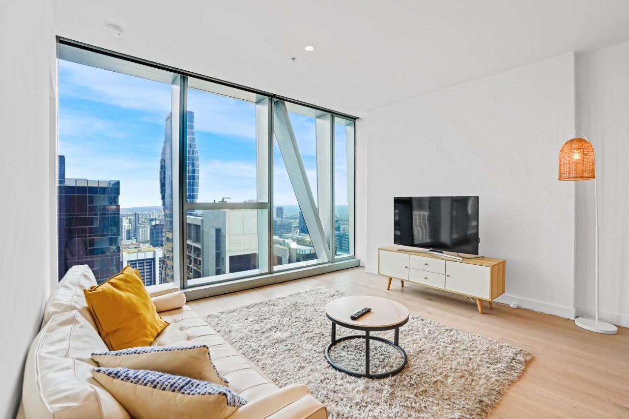Apartment 2 Bedrooms West Side Place