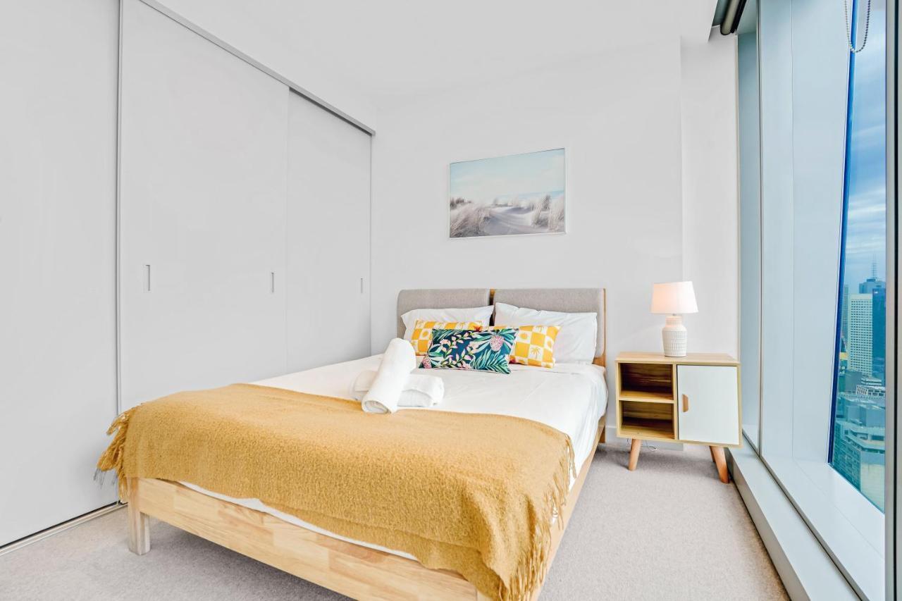 Apartment 2 Bedrooms West Side Place