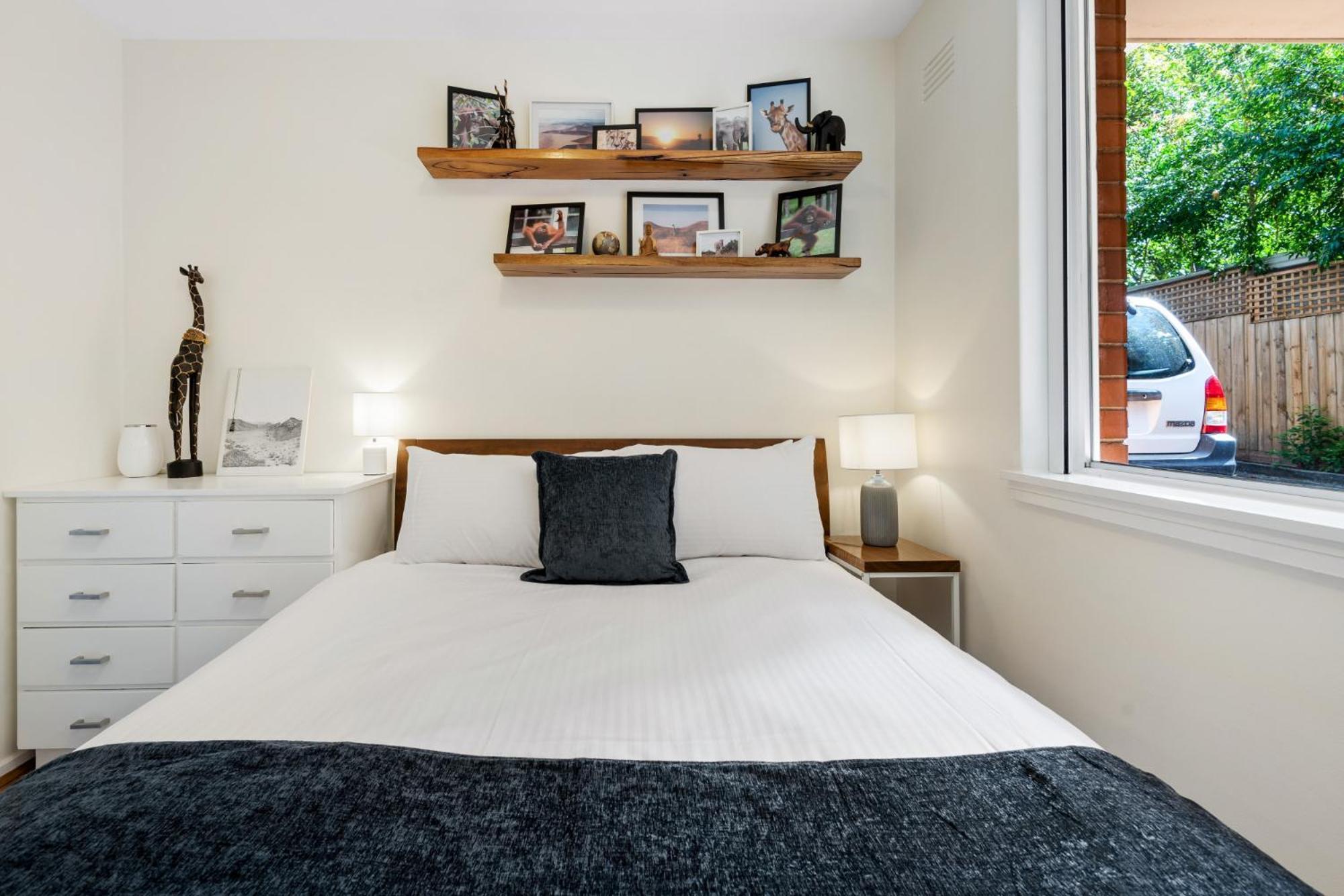 Apartment Snug St Kilda With Private Courtyard Melbourne