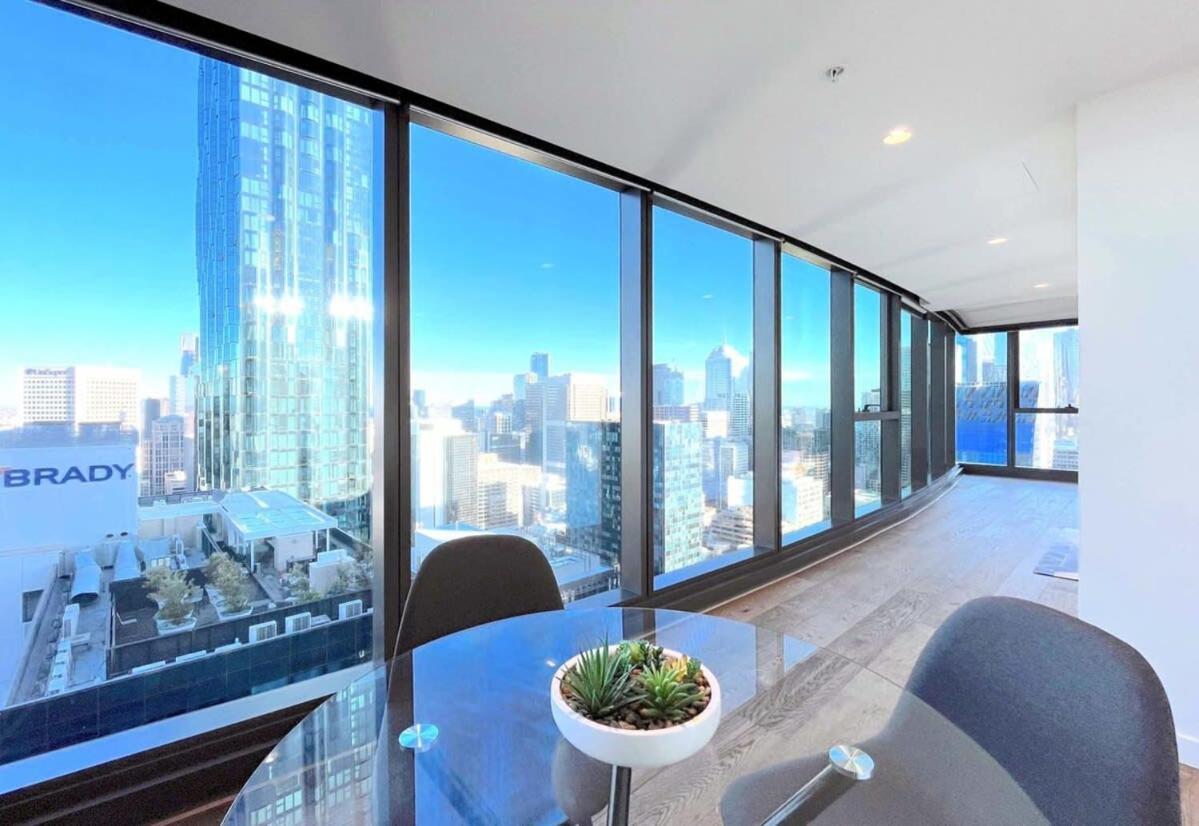 High-rise In Cbd * Melbourne