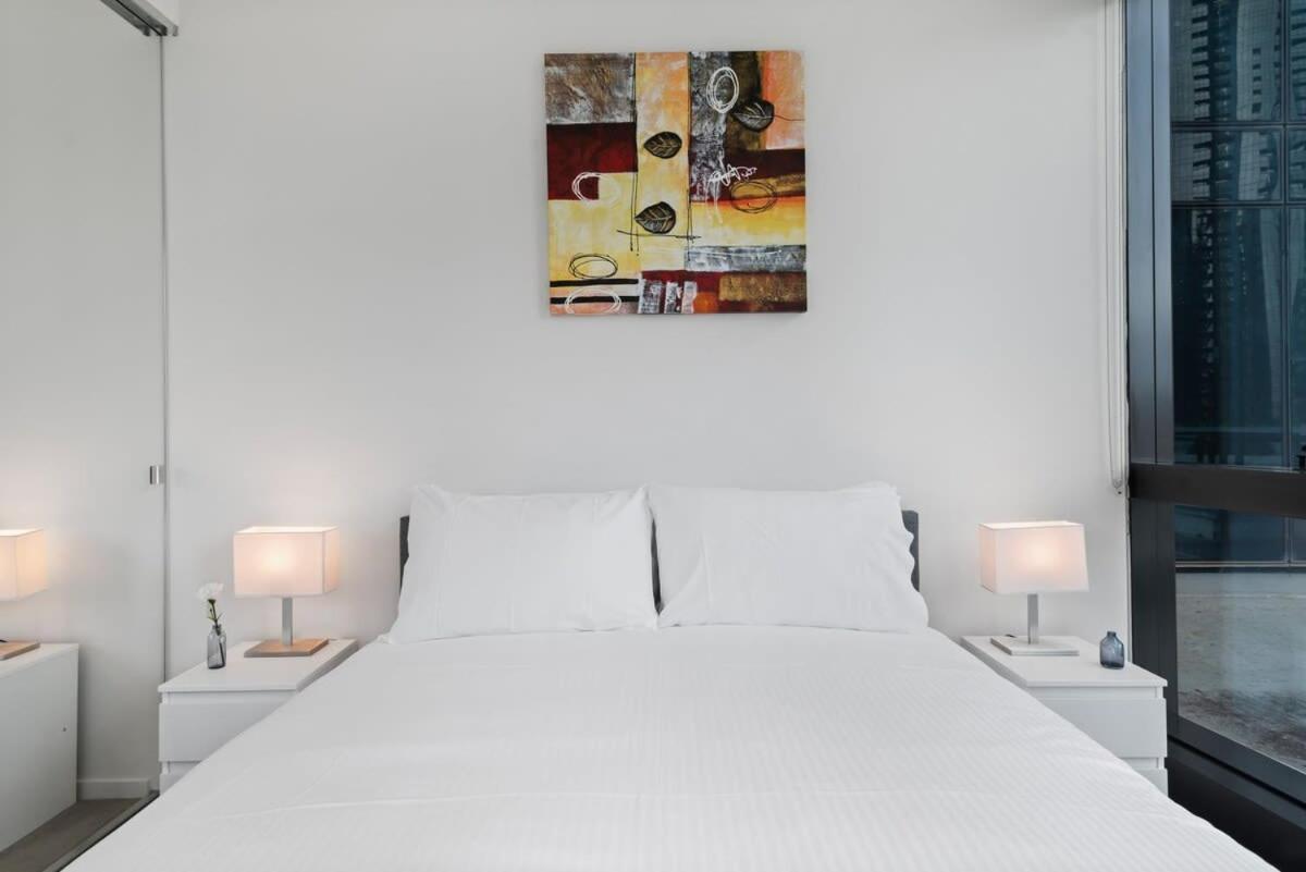 Apartment Contemporary 2-bed Unit Melbourne