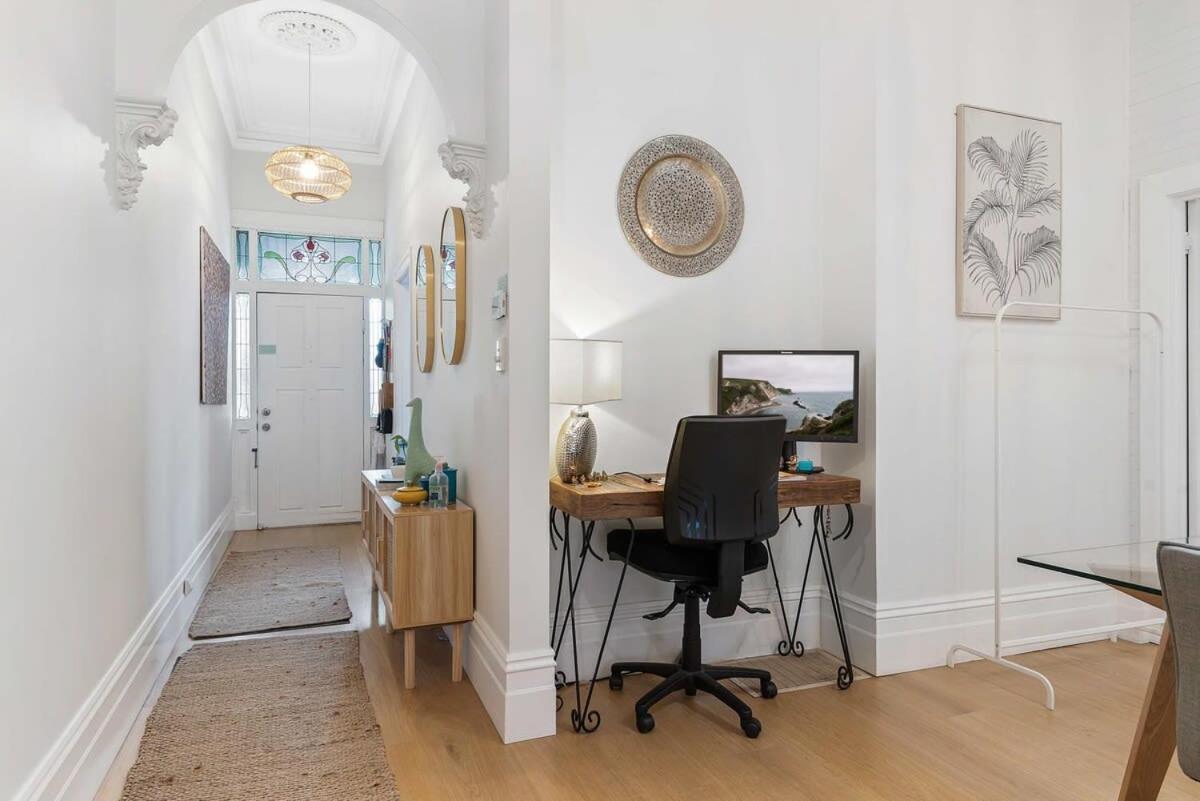 Holiday home Refined 2-bed House With A Charming Courtyard