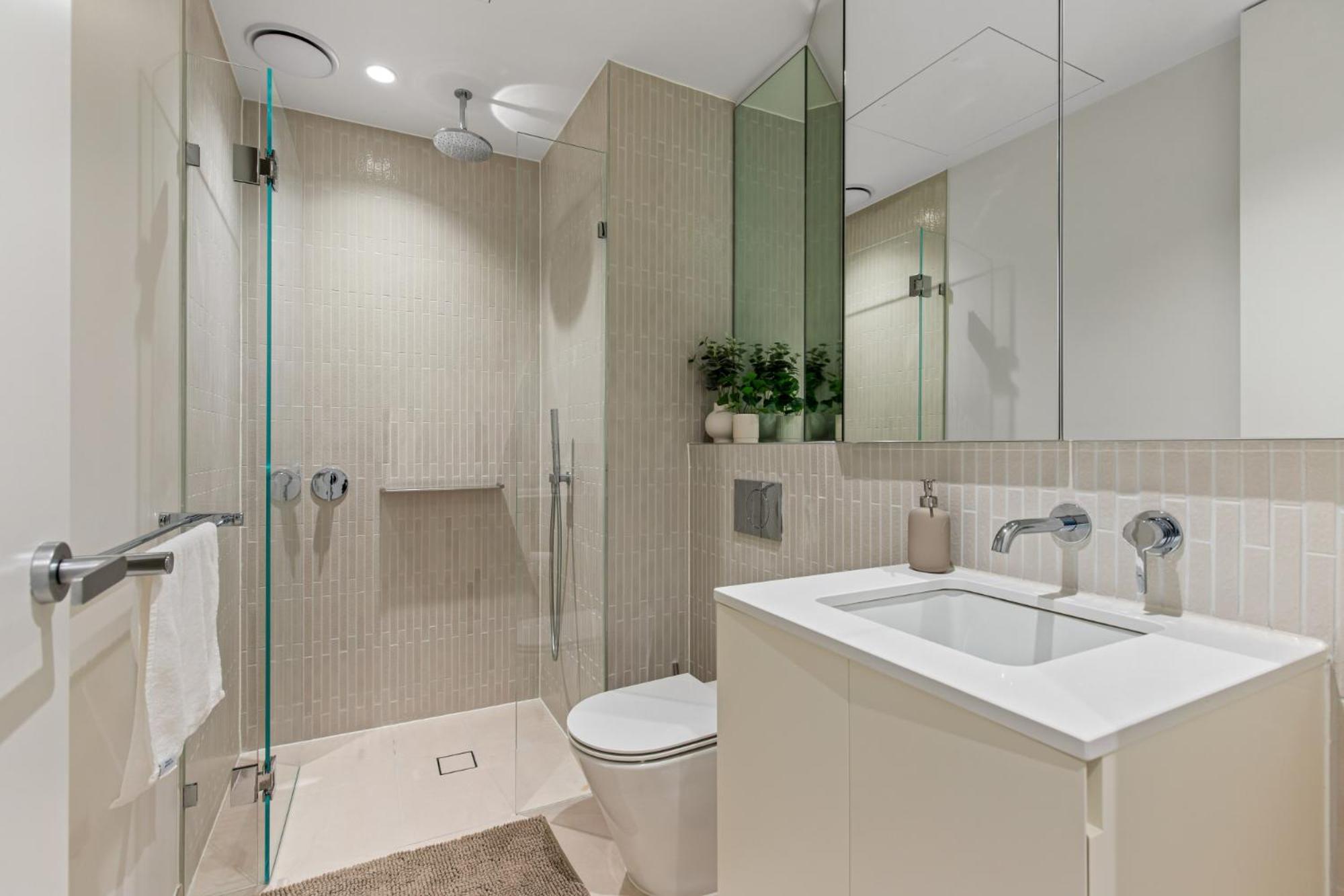 Convenient Southbank 2-bed, Woolworths At Doorstep
