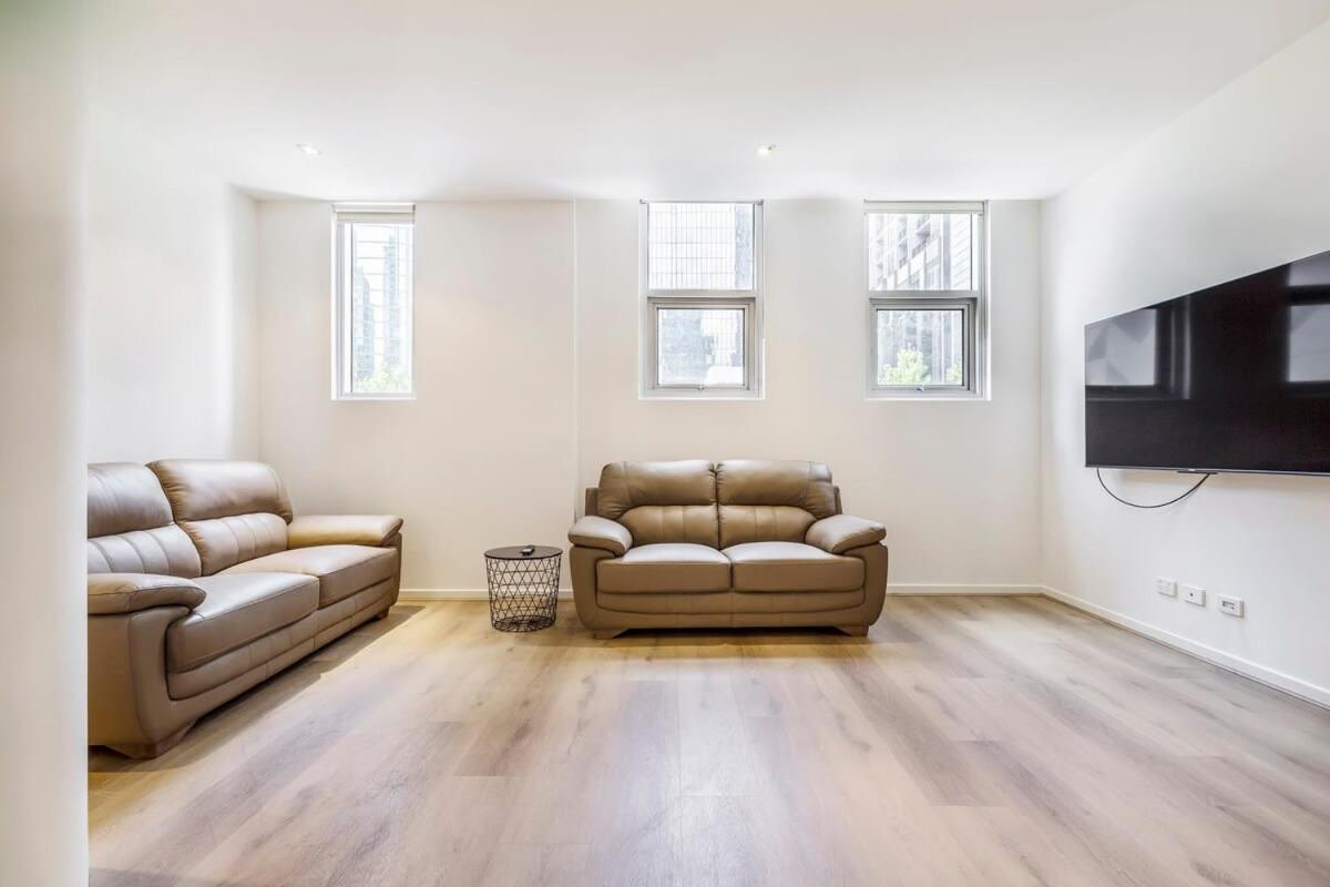 2-bedroom In With Carpark