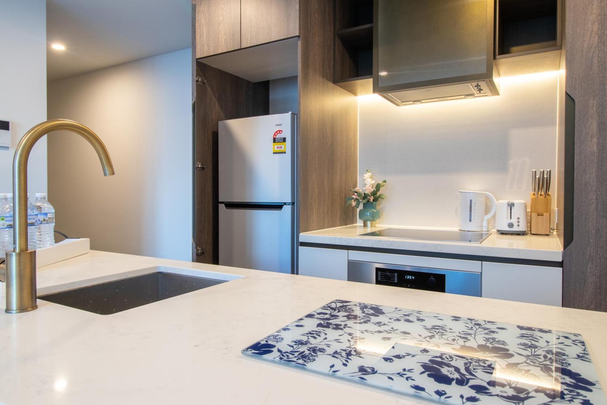 Apartment Luxury Cbd Skyline View