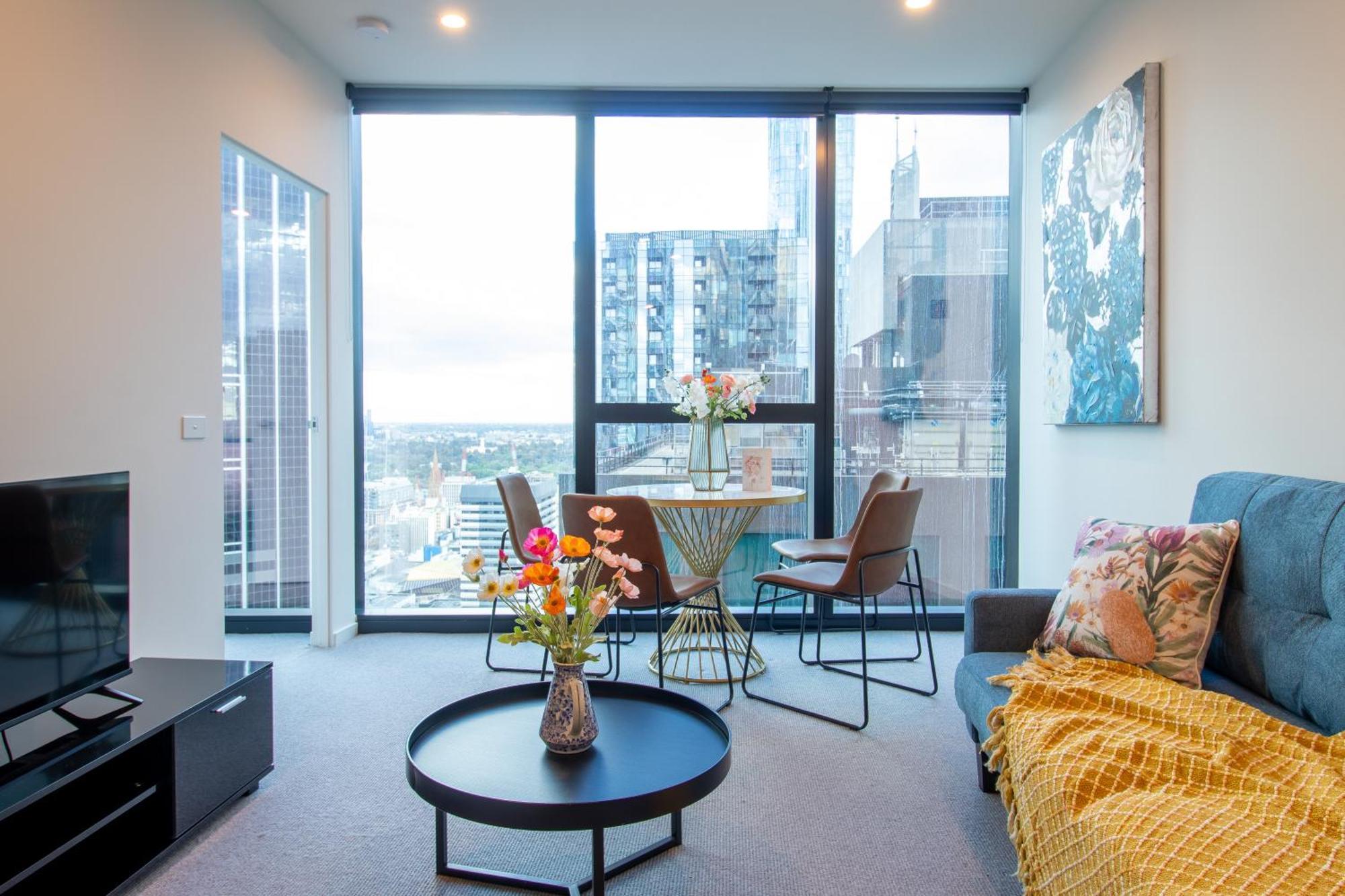 Luxury Cbd Skyline View Melbourne