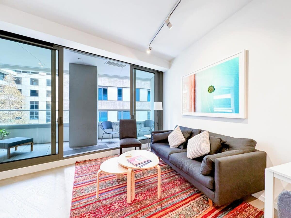 Modern 1b1b Artist * Wfh Study Melbourne