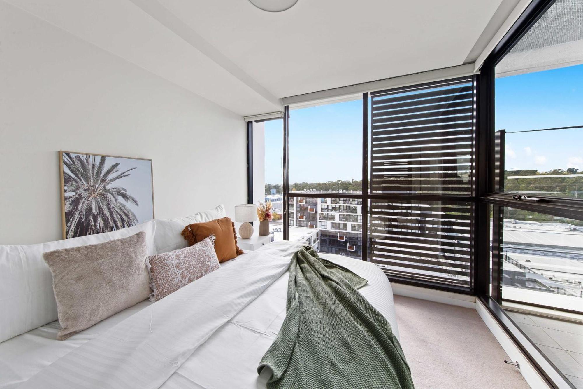 A Cozy & Plush 2br Next To The Yarra River