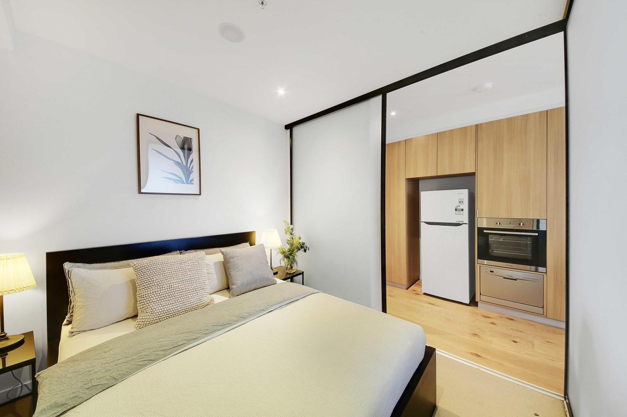 Apartment Stylish 2br Apt Next To Southern Cross City Views *