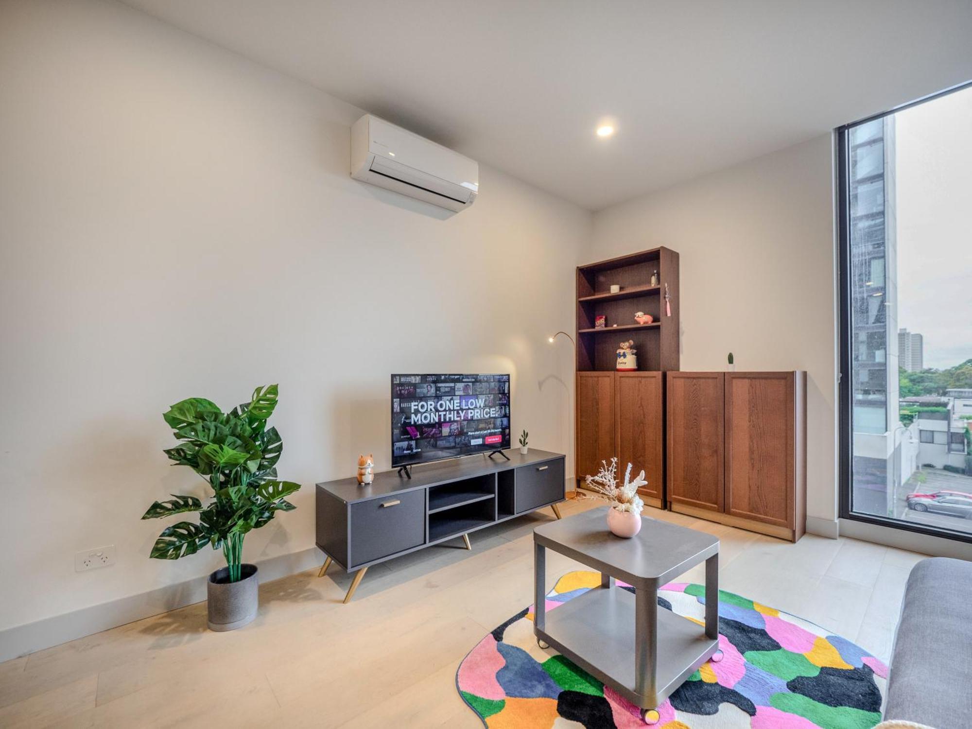 Cosy 1br1ba Richmondfree Parkingpoolbbq Apartment Melbourne