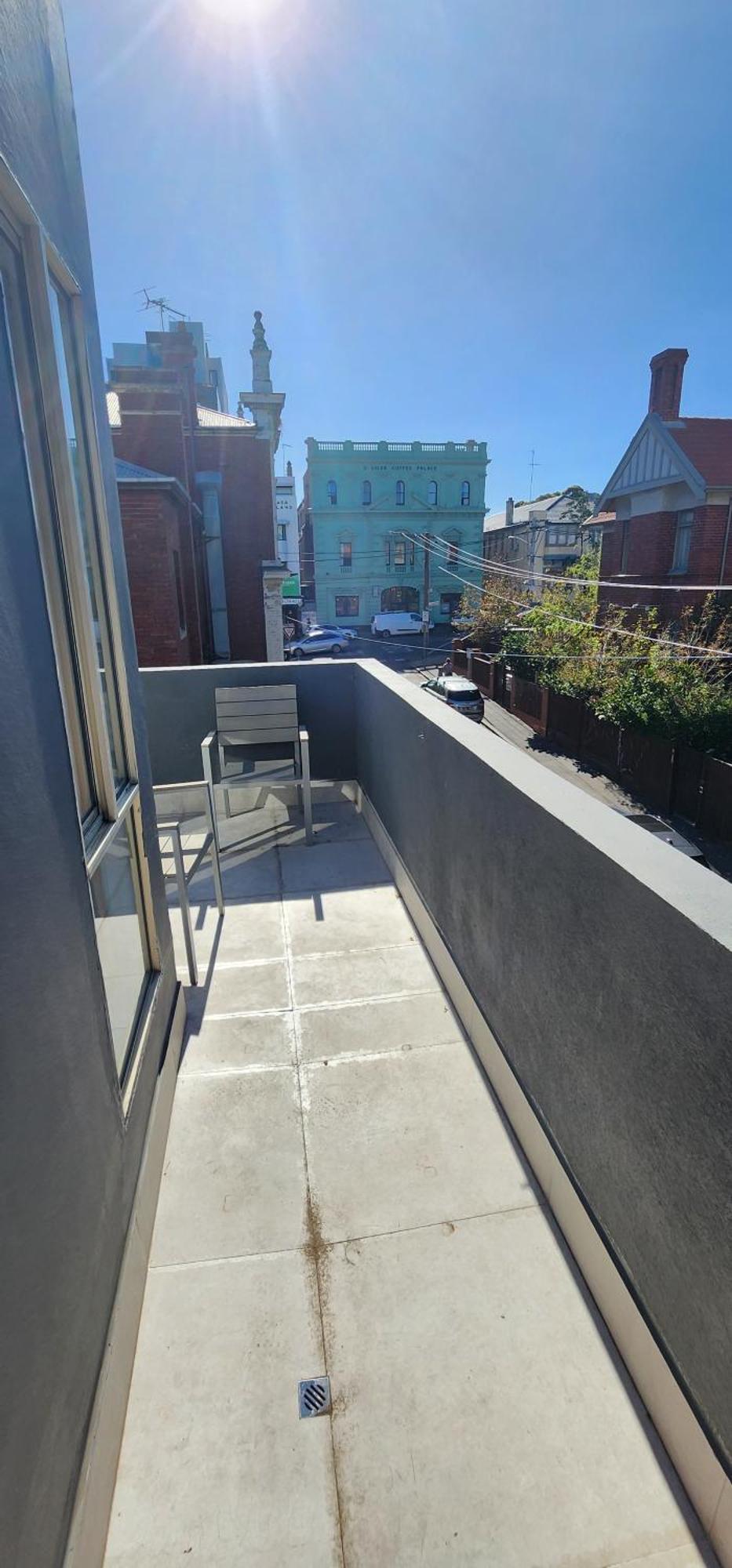 Luxury Townhouse Unit St Kilda Apartment