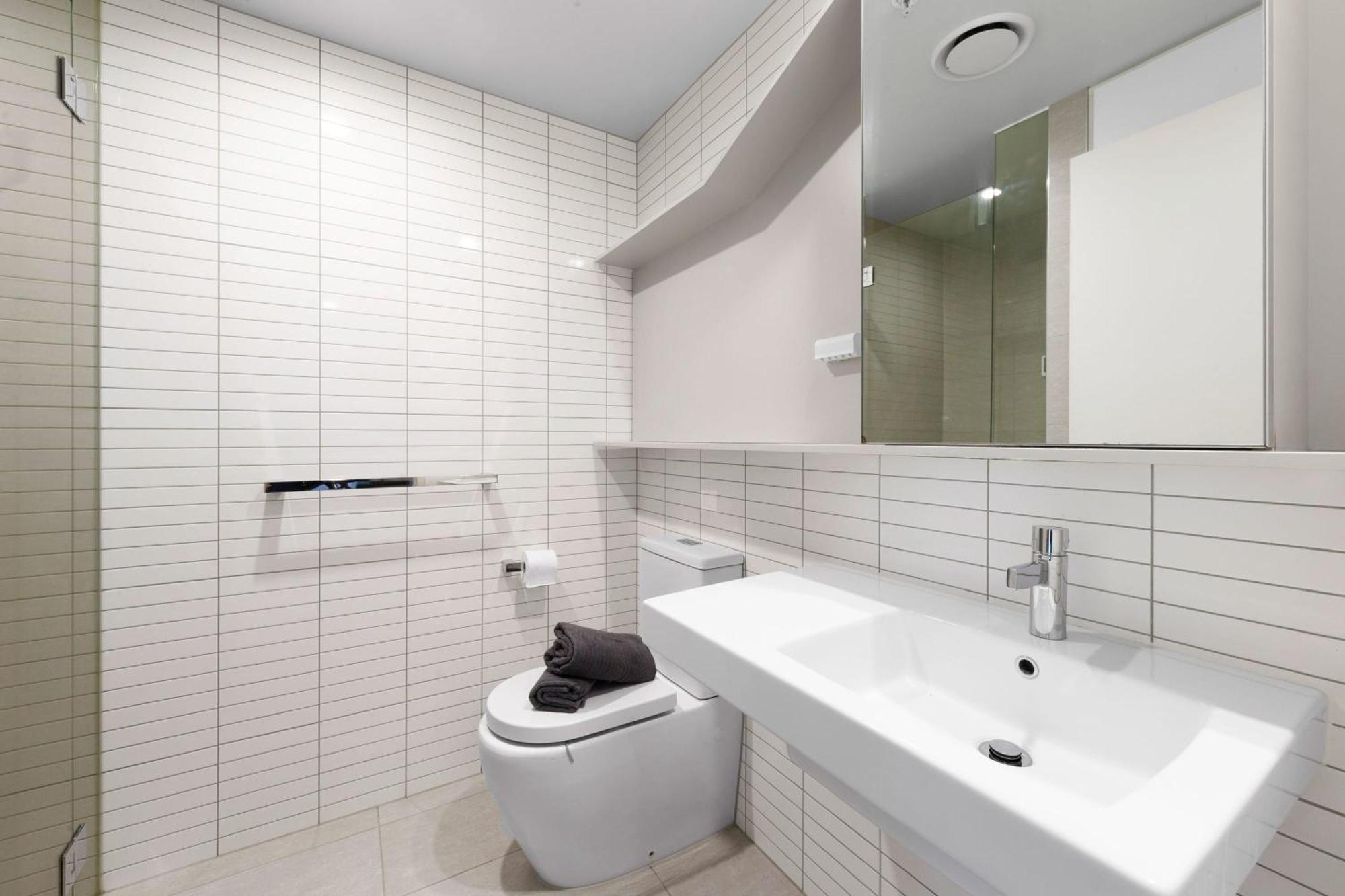 A Comfy 2br Next To Qv & Apartment *