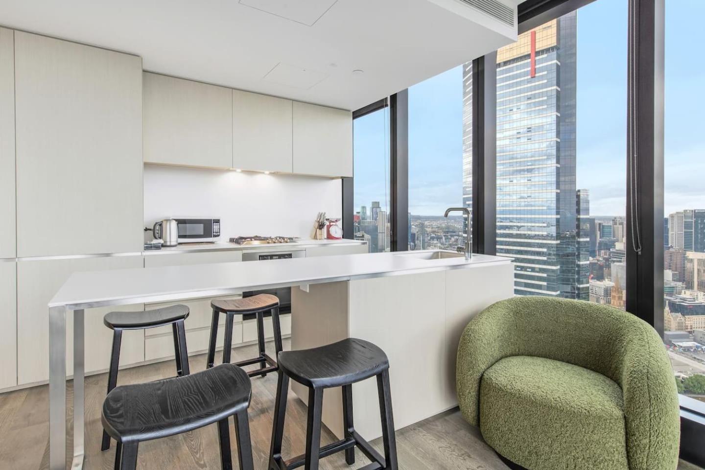 Olive Alcove - A Sweeping Skyline Sanctuary Near Cbd