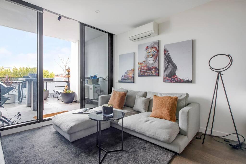 Apartment 'the Inner Circle' Serene Balcony Abode On Cambridge *