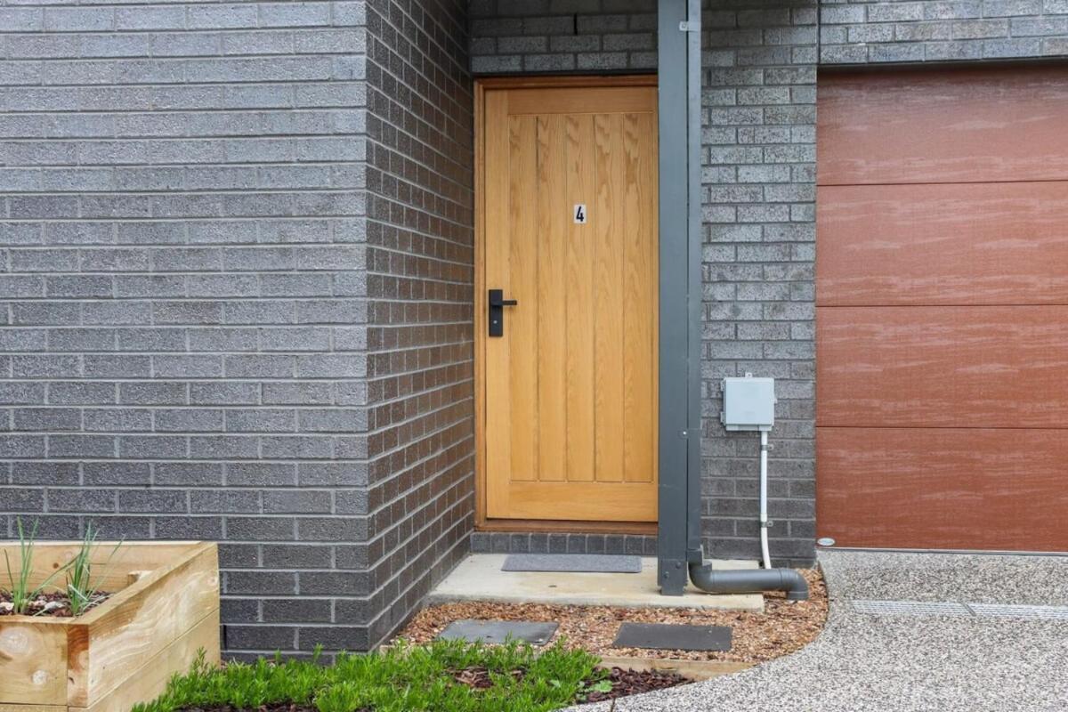 Storey Time I 2br Townhouse For Travel Holiday home