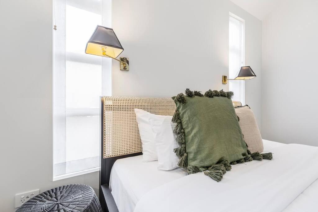 The Little Sage - A Lodge-style Urban Retreat Apartment Melbourne