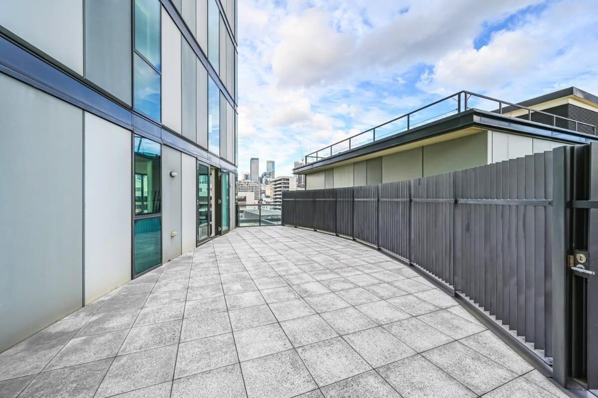 Apartment Sublime Harbourside 2-bed With Pool Gym & Views *