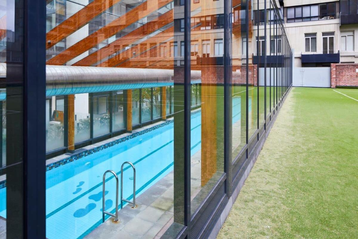 Cbd With A C Balcony & Pool Apartment