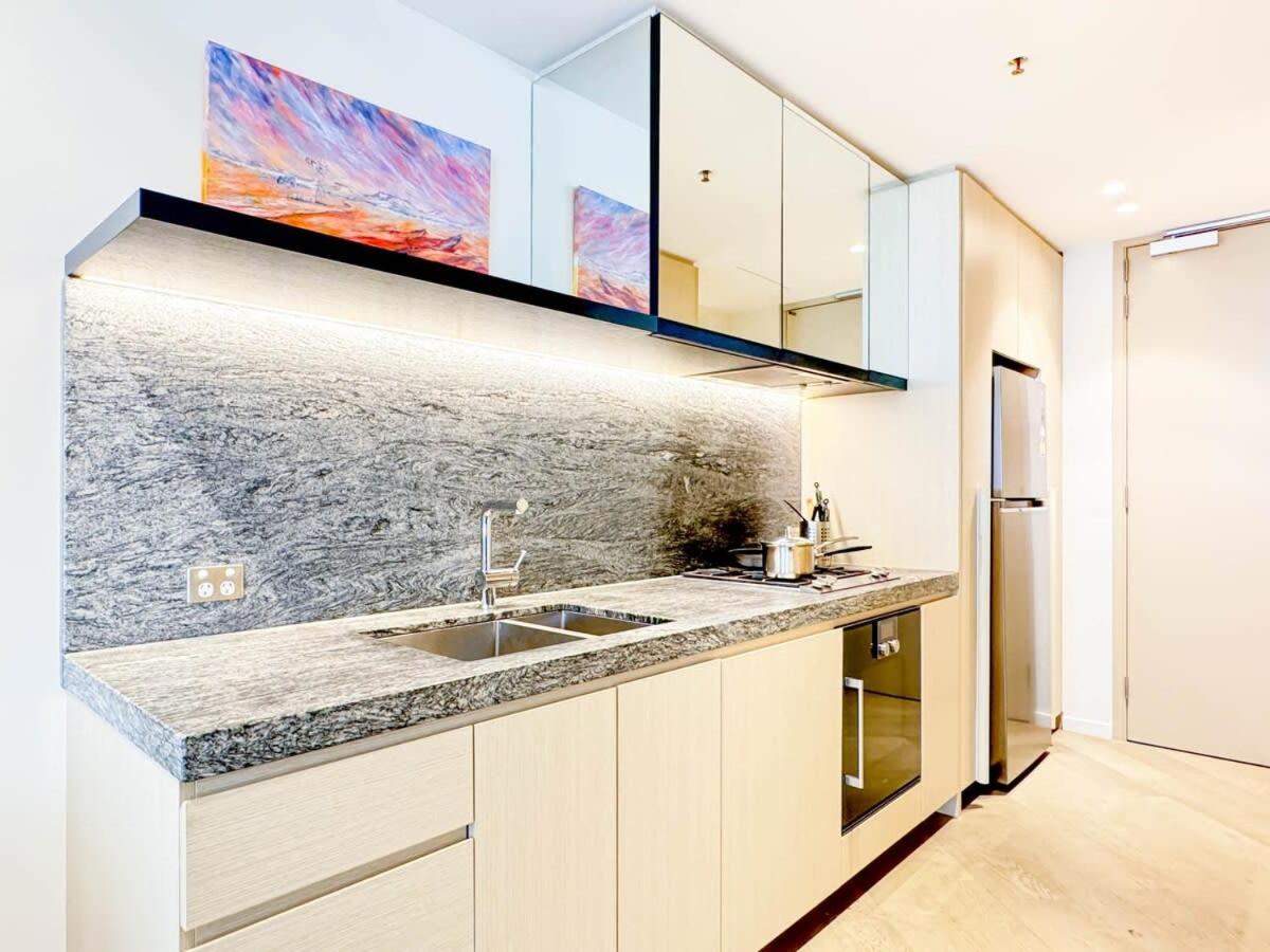 Modern 1b1b Artist * Wfh Study Apartment Melbourne