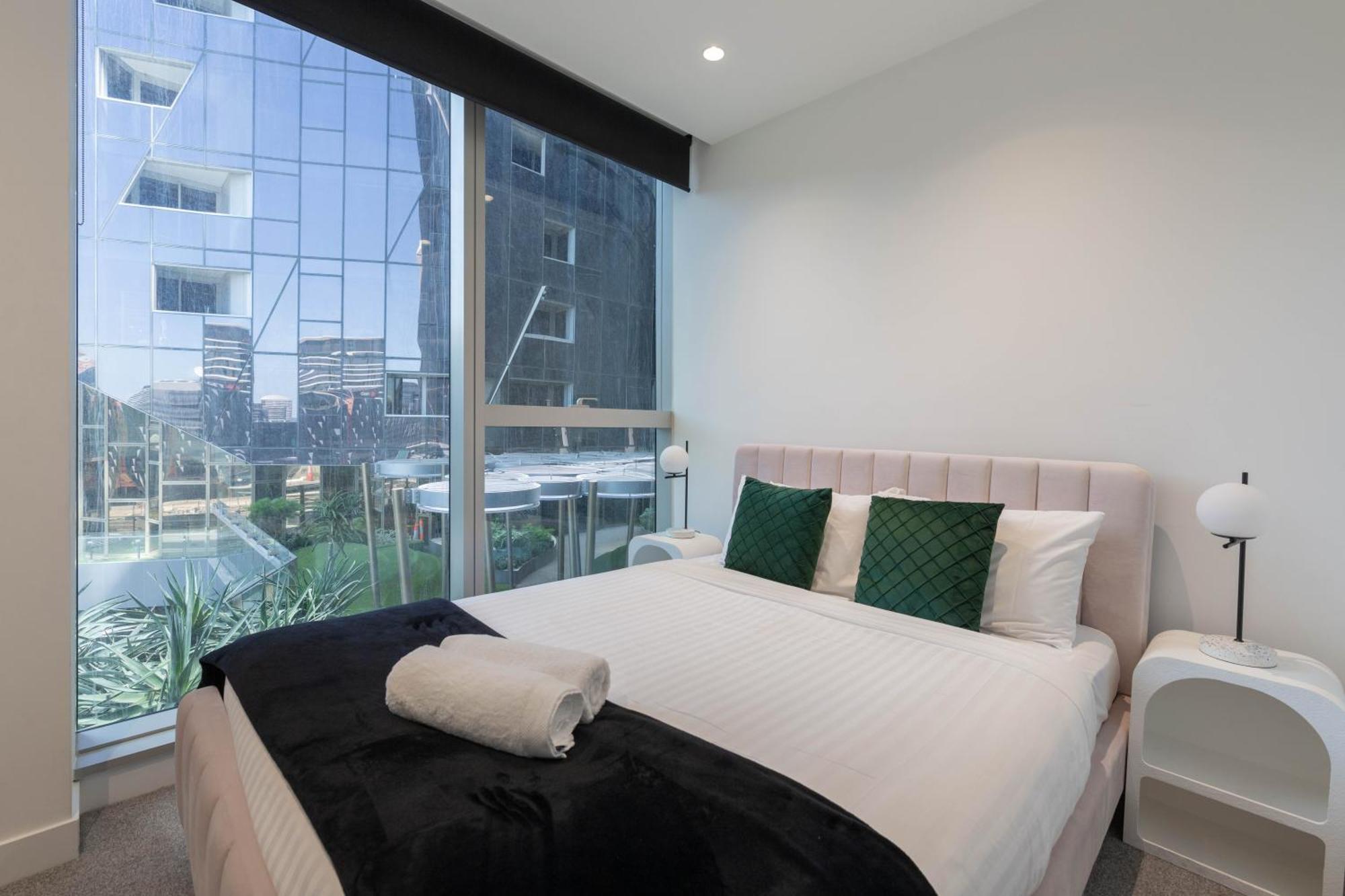 Apartment Supreme Sub-penthouse 3 Bedroom In Cbd Melbourne