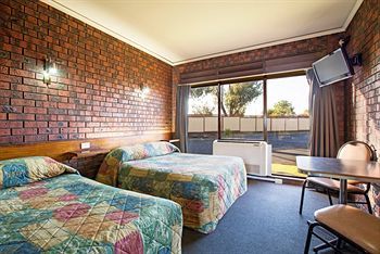 Hotel Nightcap At Excelsior Melbourne