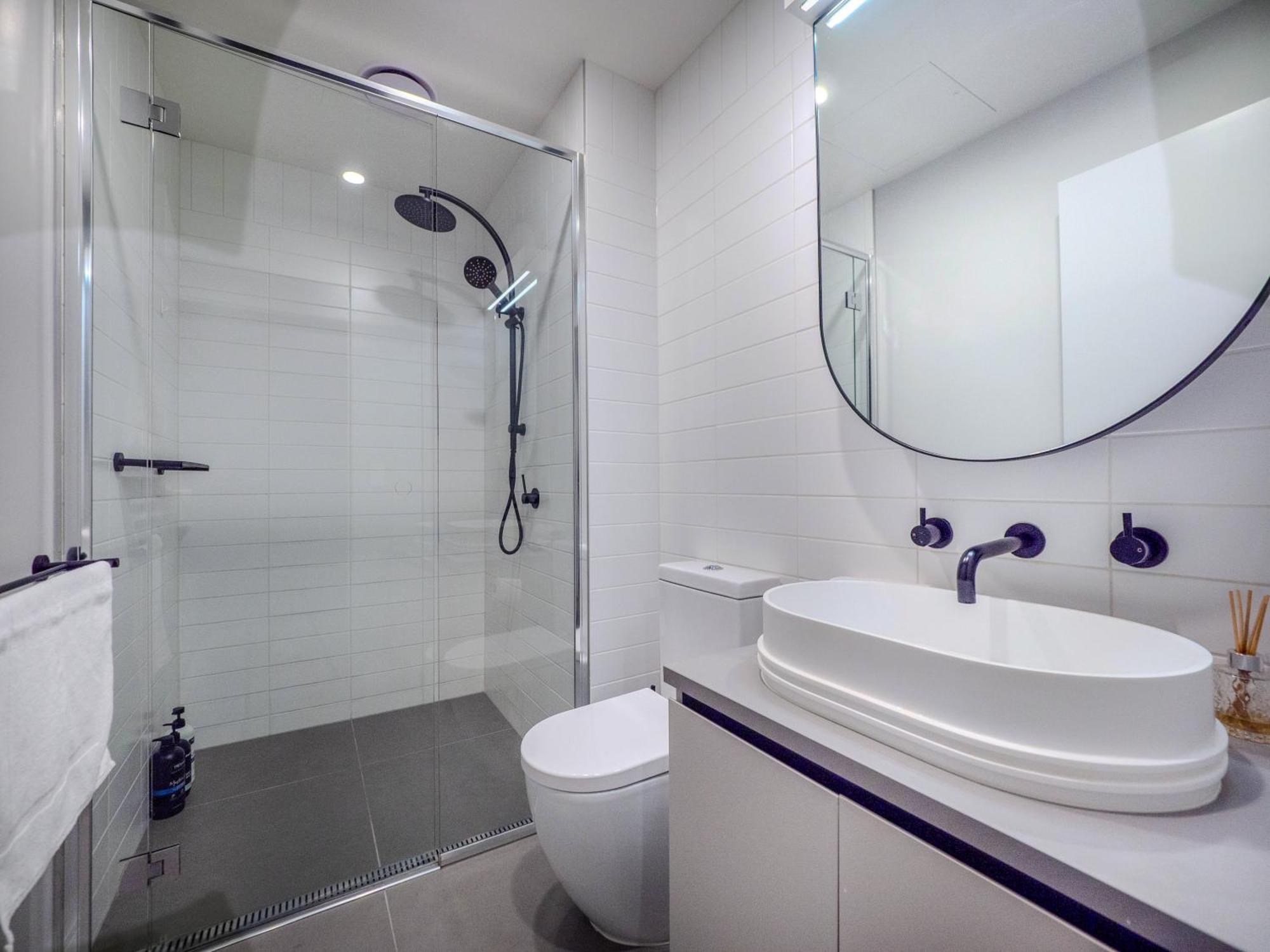 Cosy 1br1ba Richmondfree Parkingpoolbbq Apartment