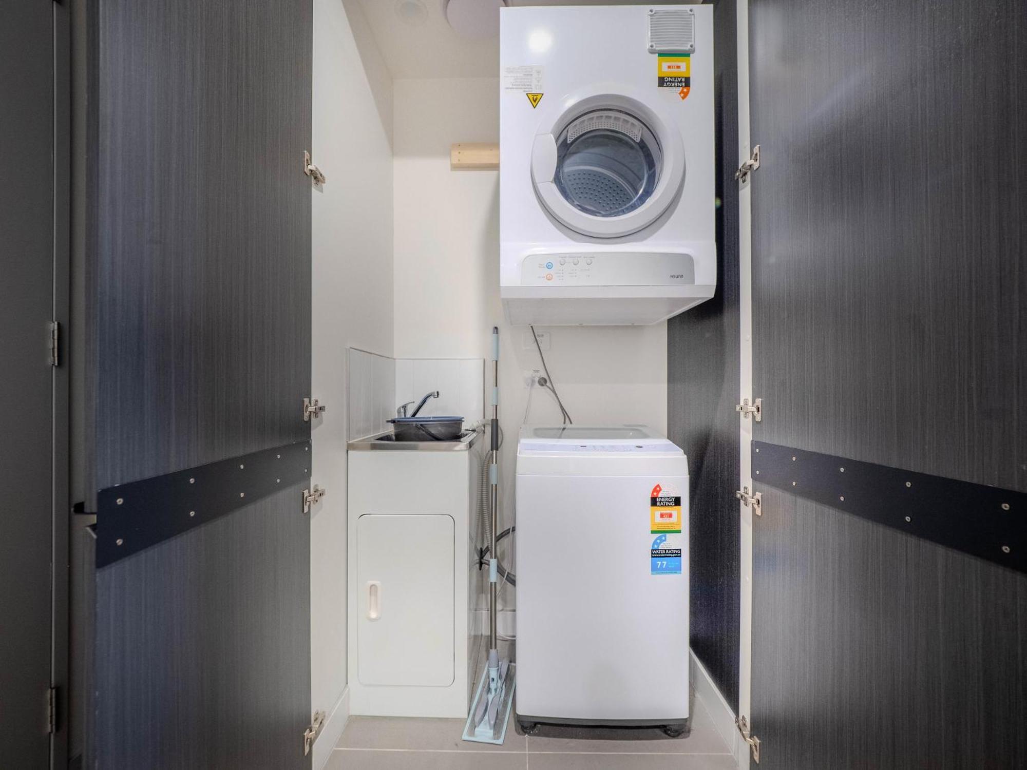 Apartment Cosy 1br1ba Richmondfree Parkingpoolbbq *