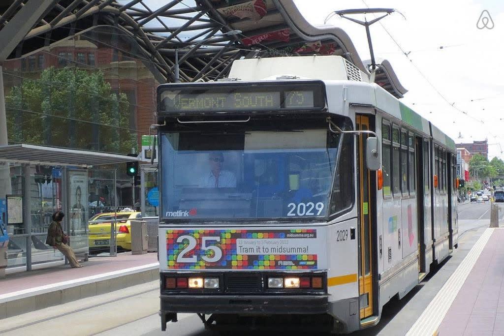 A Stylish Right Next To Southern Cross Apartment