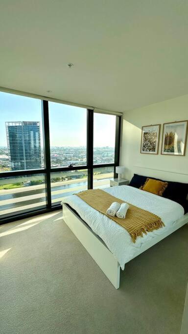 Homestay Free Parking Private In Docklands - Amazing View - Shared Washroom - With Host Melbourne
