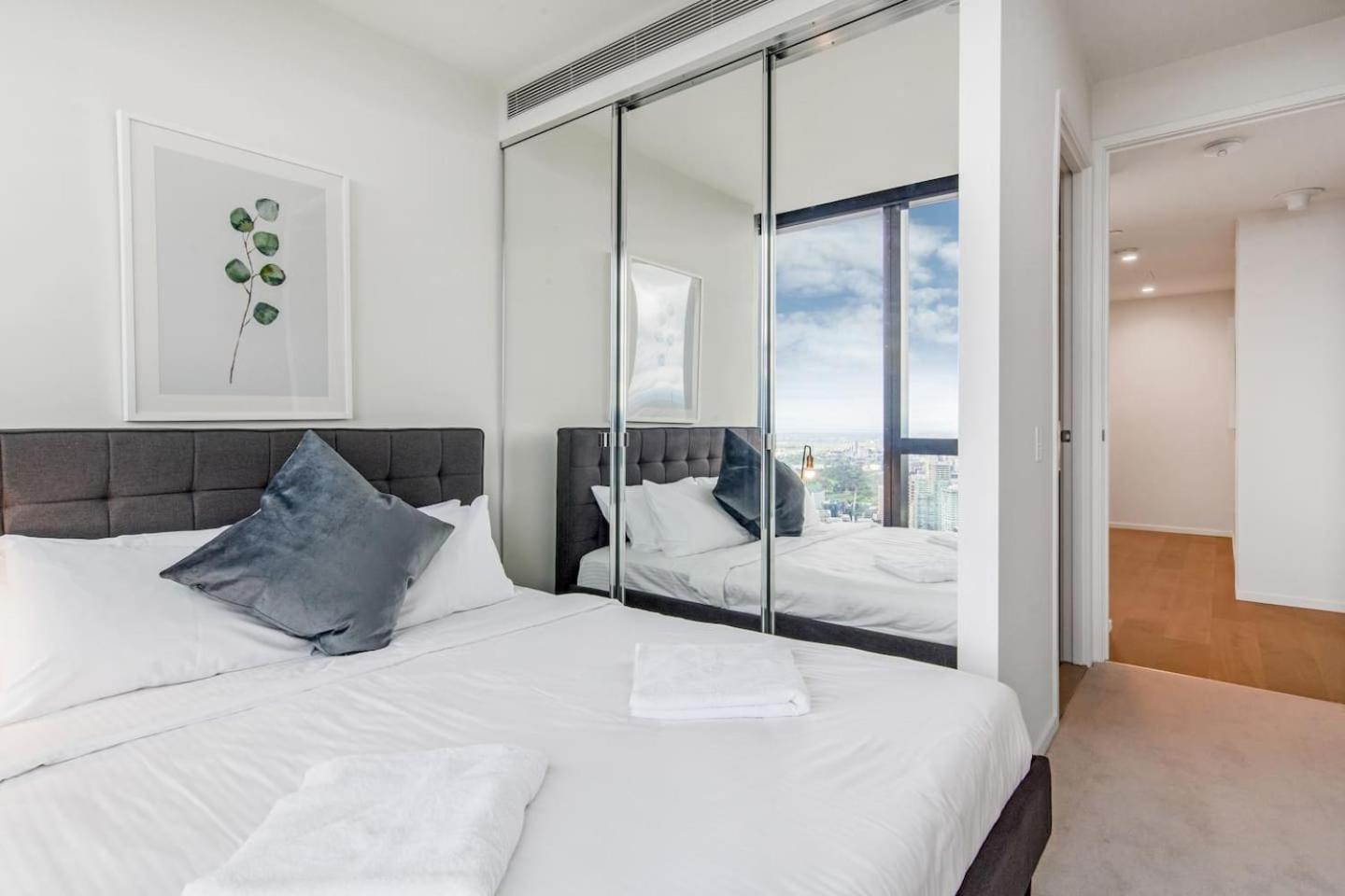 Olive Alcove - A Sweeping Skyline Sanctuary Near Cbd