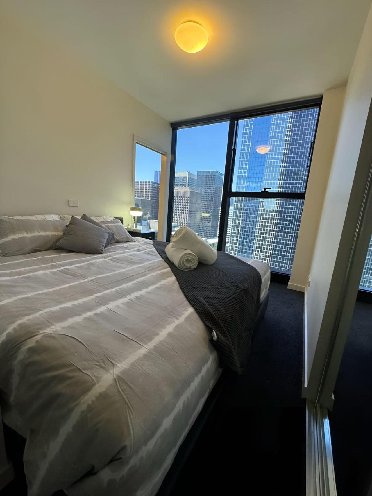 Luxury Premium 568 Collins St