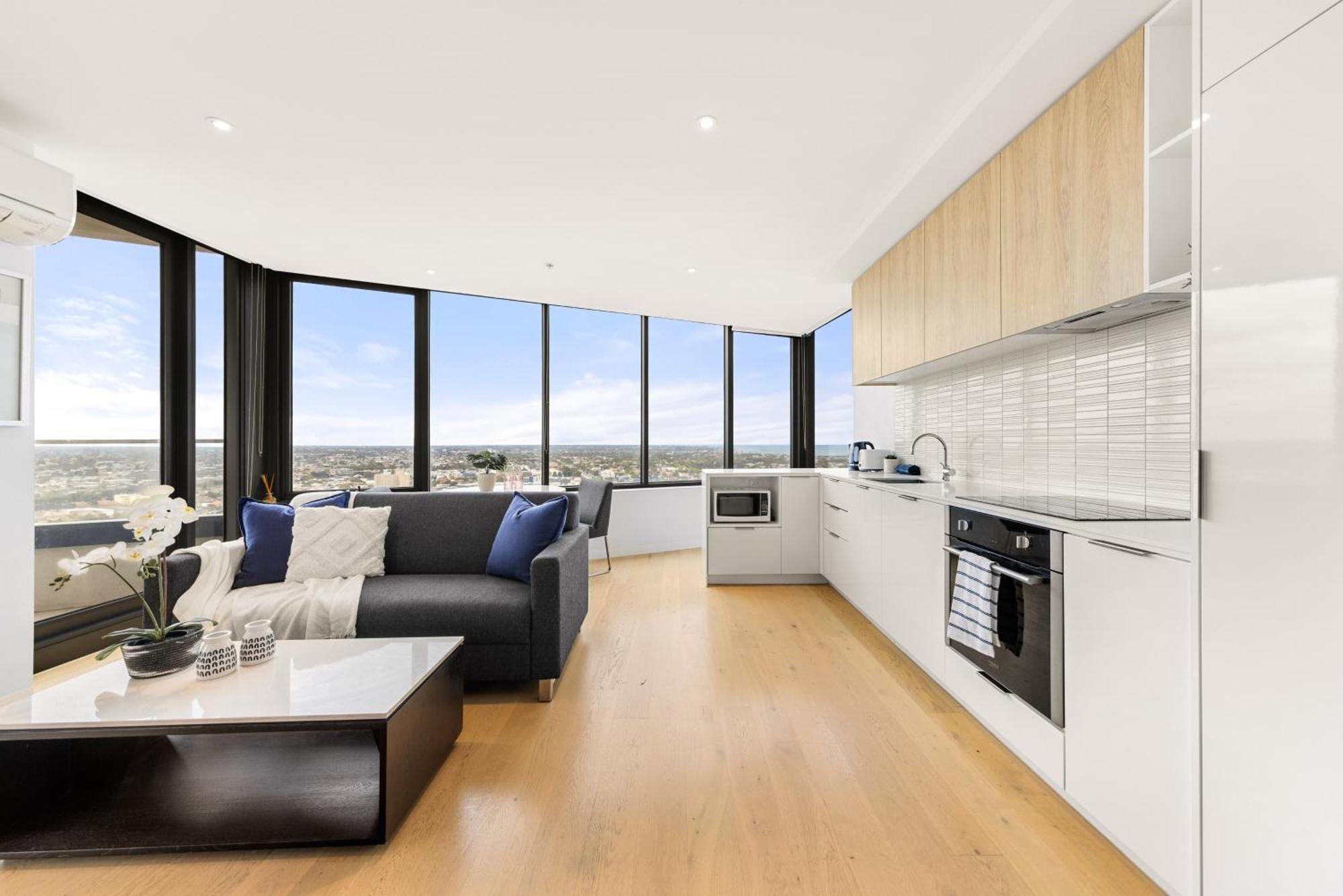 Apartment Convenient Located 1bedroom In St Kilda
