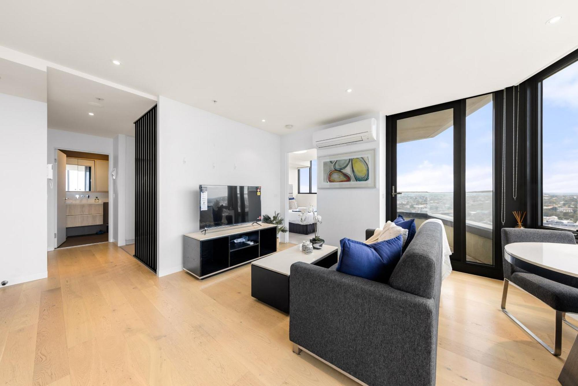 Apartment Convenient Located 1bedroom In St Kilda Melbourne