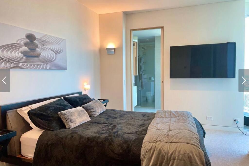 Sky High Luxury, Panoramic Views * Melbourne
