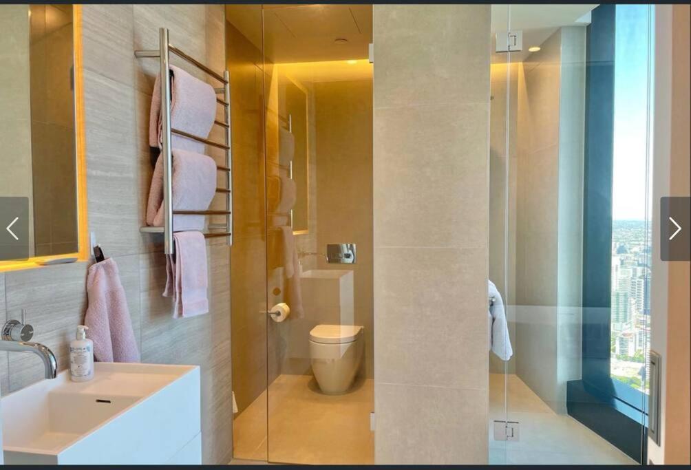 Sky High Luxury, Panoramic Views Holiday home *