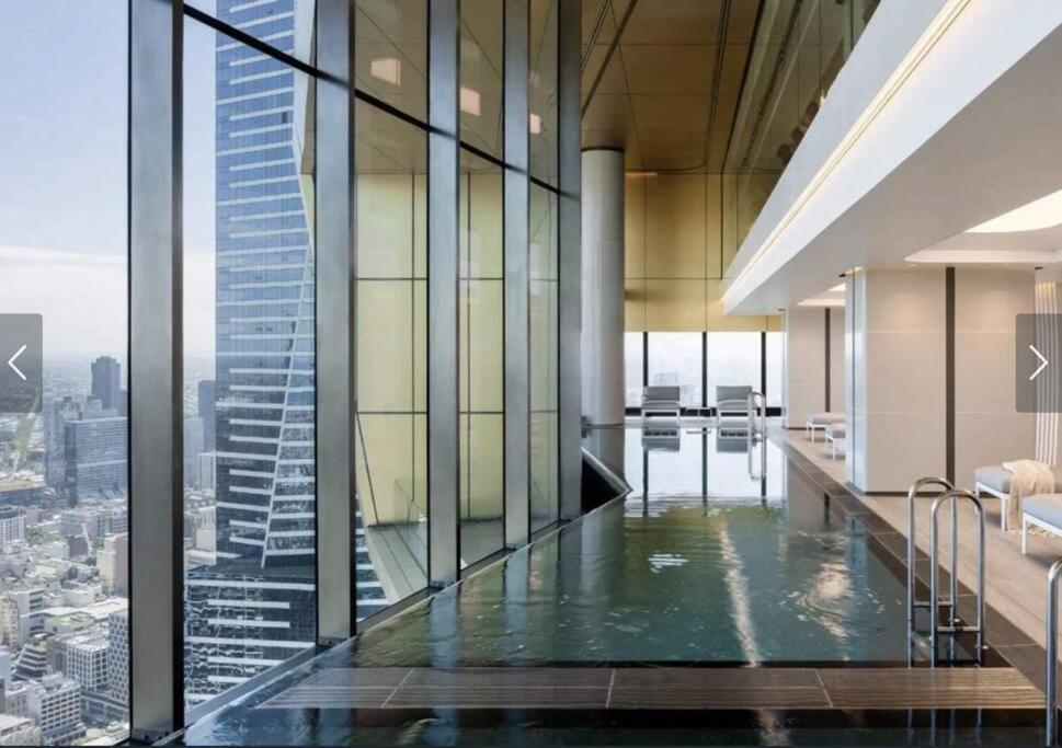 Sky High Luxury, Panoramic Views Melbourne