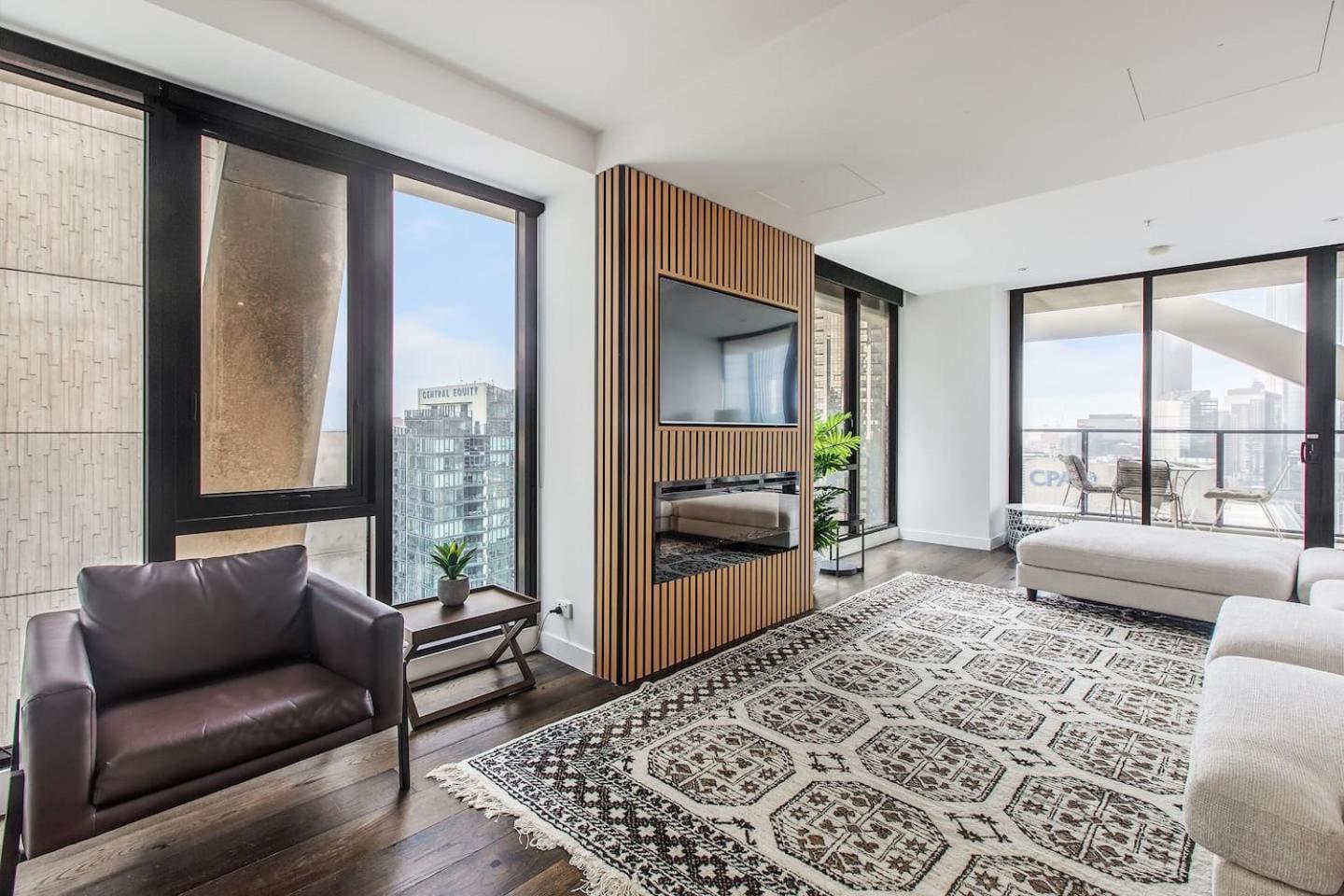 Road Sanctuary With Sunset Views & Parking Apartment *
