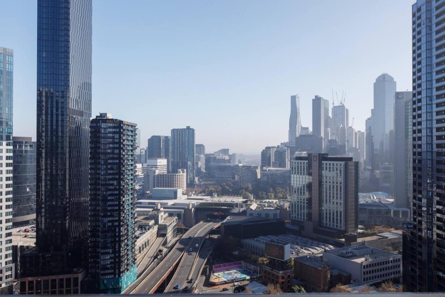 Skyscape Flair - Resort-style Living In The * Melbourne
