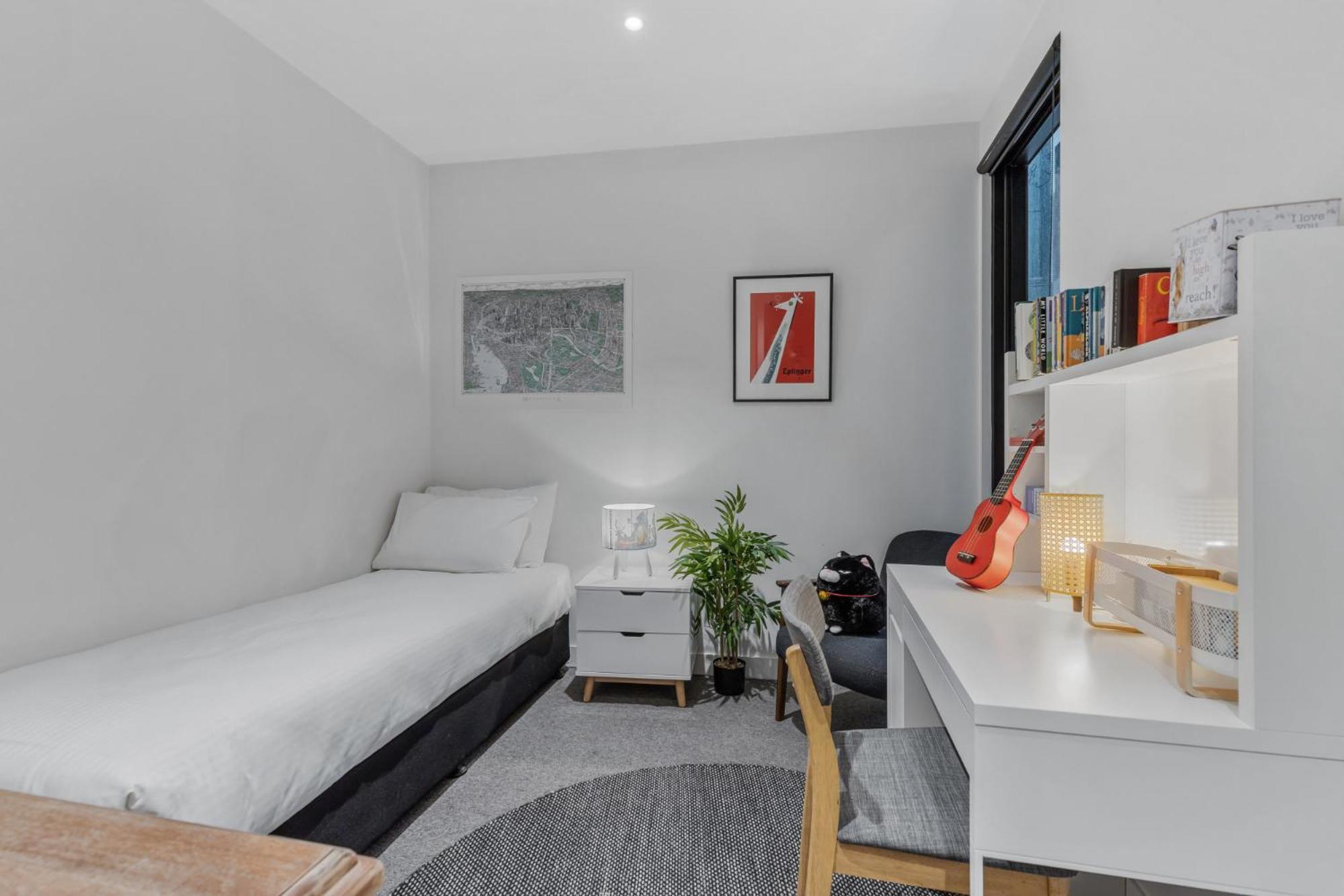 Lovely & Quiet 2-bed In The Heart Of Carlton *