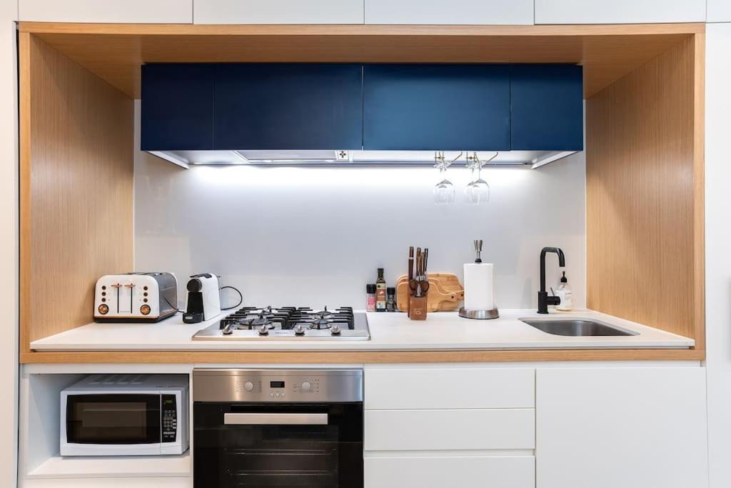 2 Bd Luxury At Heart Of Docklands With 85