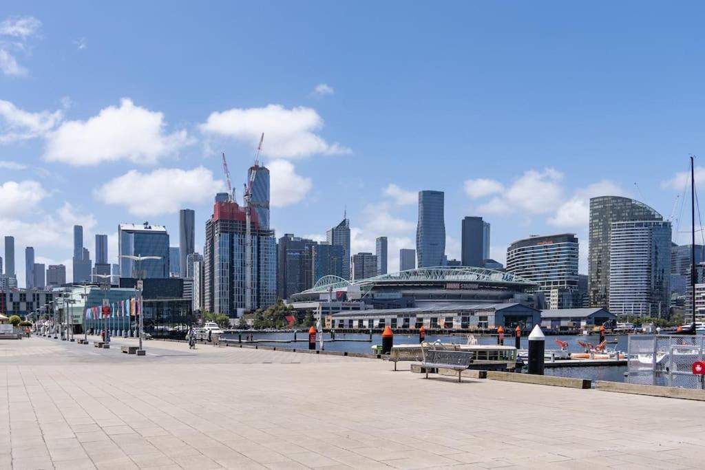 2 Bd Luxury At Heart Of Docklands With 85